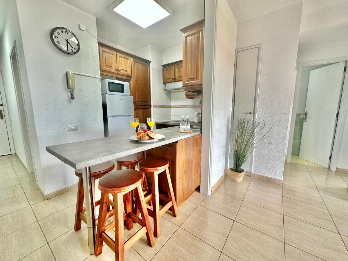Sunbeach Apartment Arona  Zewnętrze zdjęcie