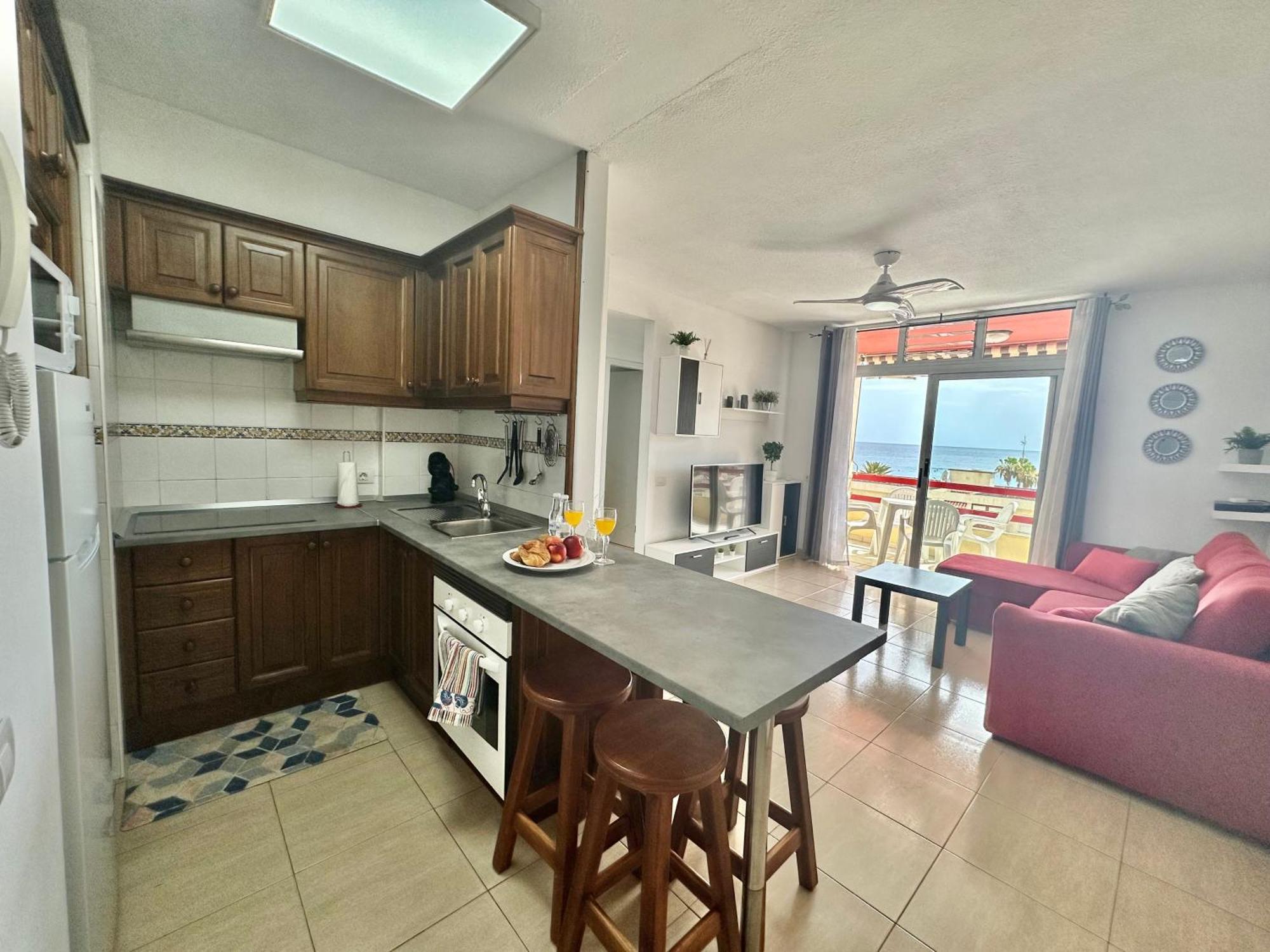 Sunbeach Apartment Arona  Zewnętrze zdjęcie
